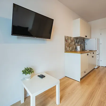 Blisko Plazy Przy Parku Reagana Апартаменты